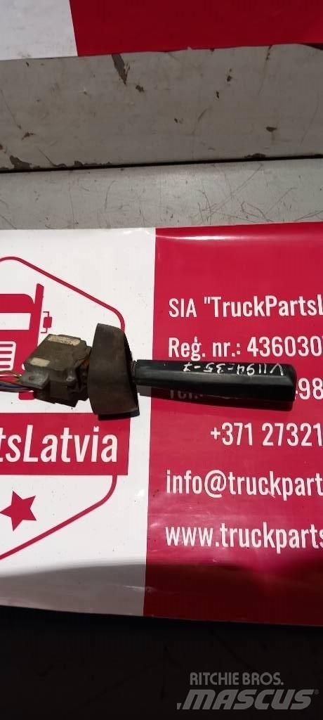 Volvo FH 12.   1624133 Cabinas e interior