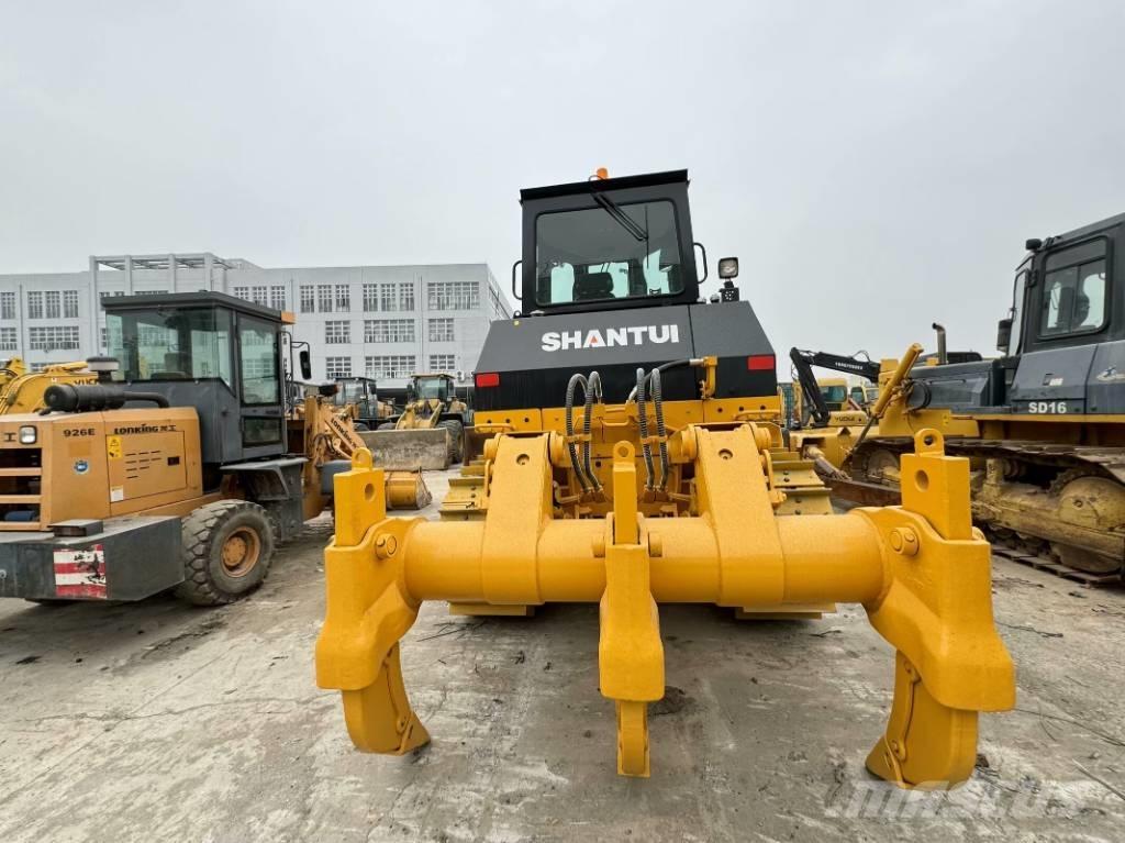 Shantui SD 22 Buldozer sobre oruga