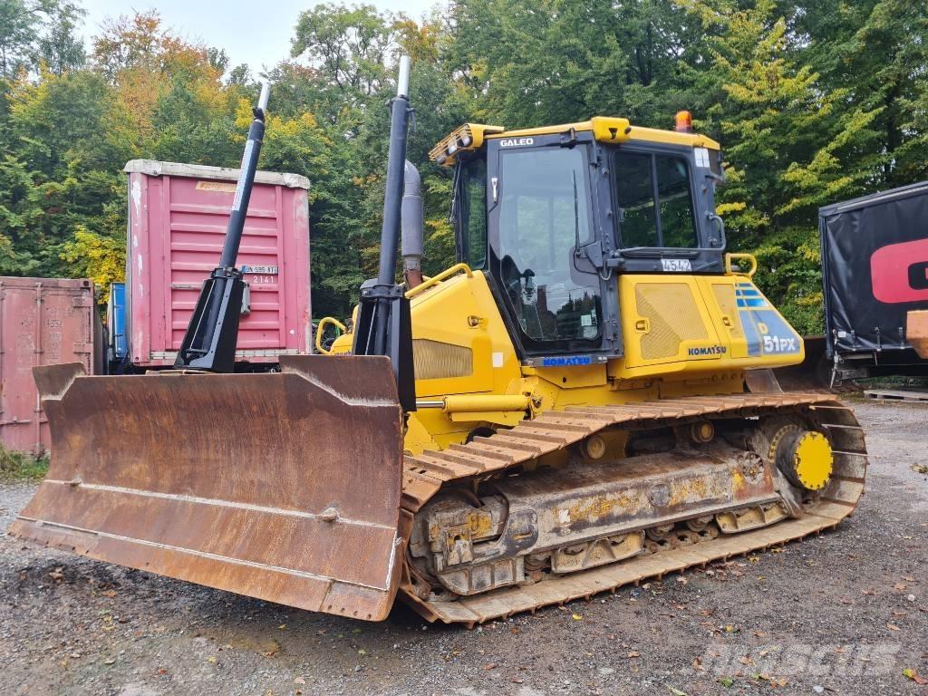Komatsu D51PX-22 Buldozer sobre oruga