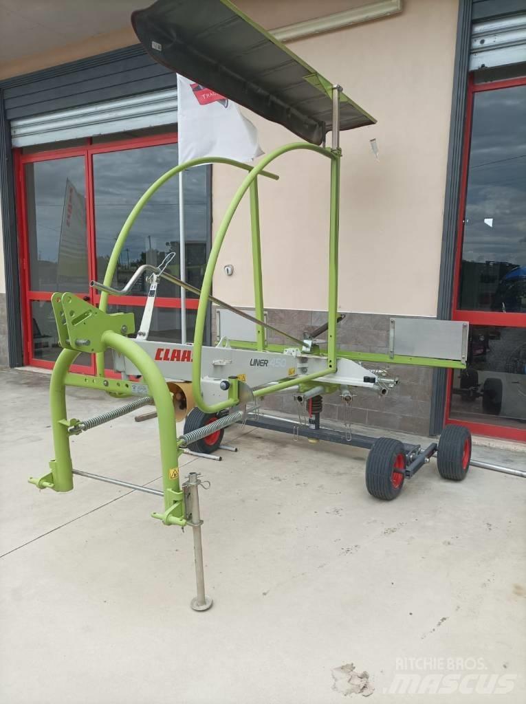 CLAAS LINER 450 Rastrillos y henificadores