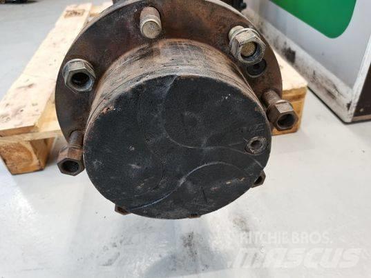 Komatsu WA 90 axle Ejes