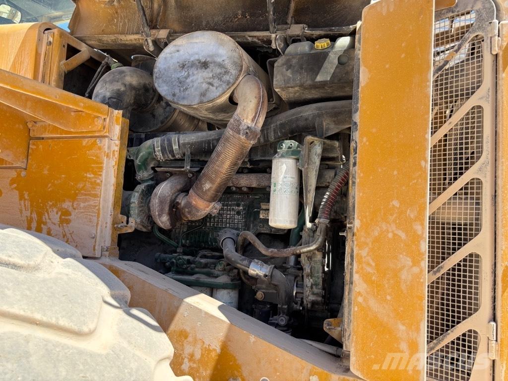 Volvo L 220 E Cargadoras sobre ruedas