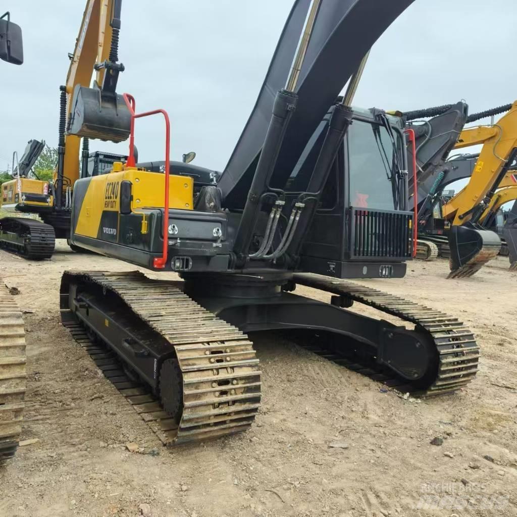 Volvo EC 240 Excavadoras de cadenas