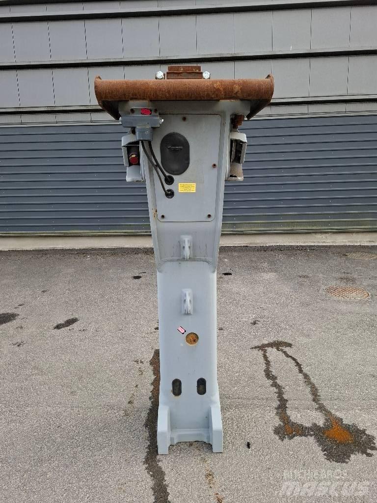 Epiroc EC 155CL Martillos hidráulicos