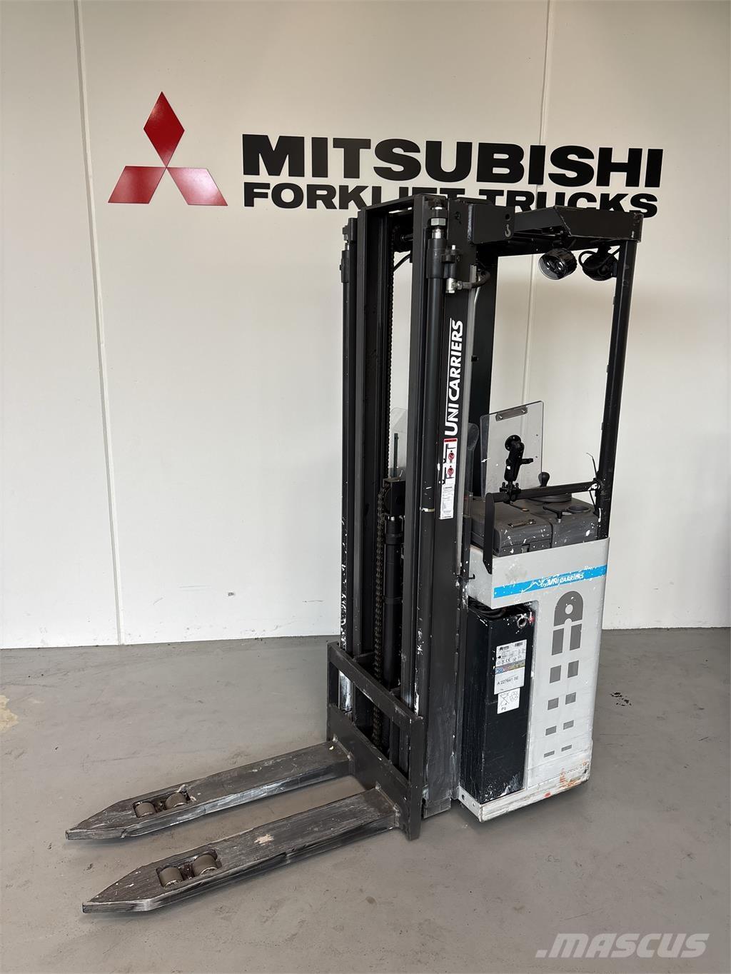 Atlet A160 Apiladores eléctricos autopropulsados