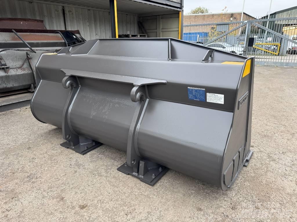 Volvo 2.6m GP Bucket Cucharones