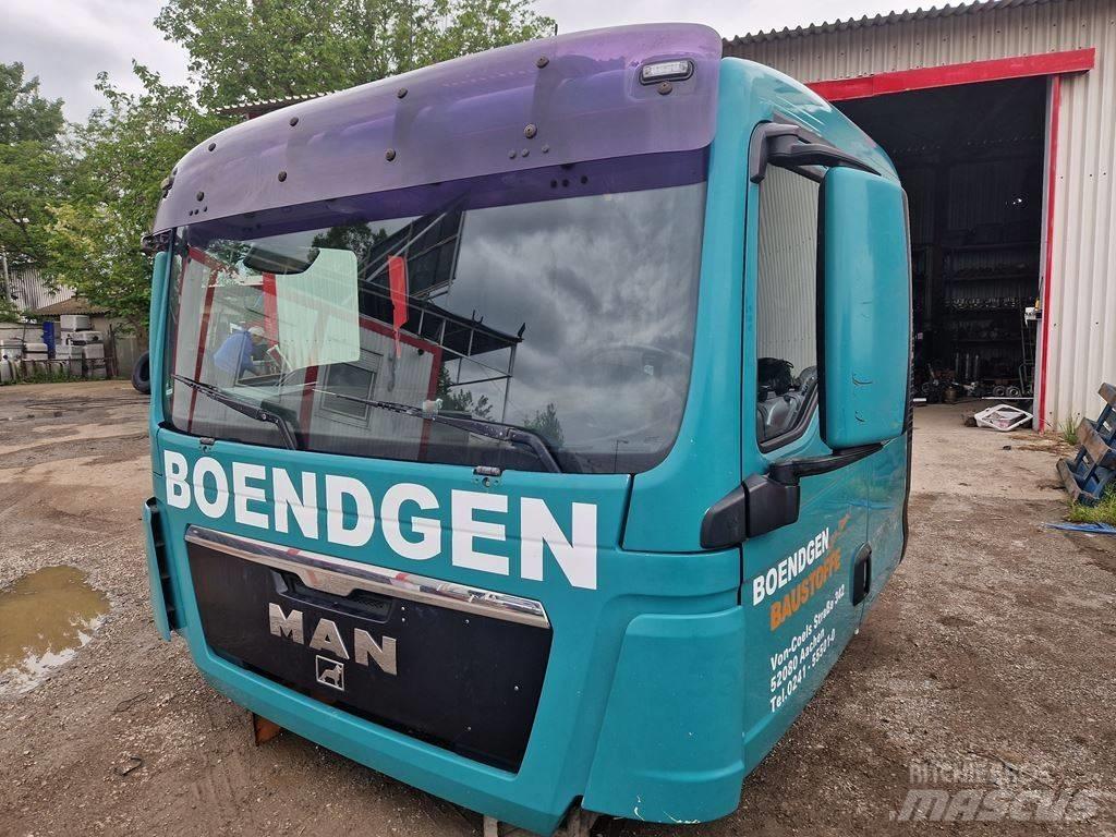 MAN TGX 26.440 Cabinas e interior