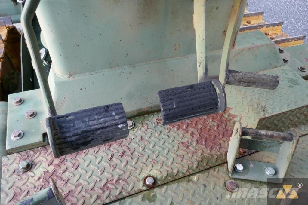 CAT D7G Ex-army Buldozer sobre oruga