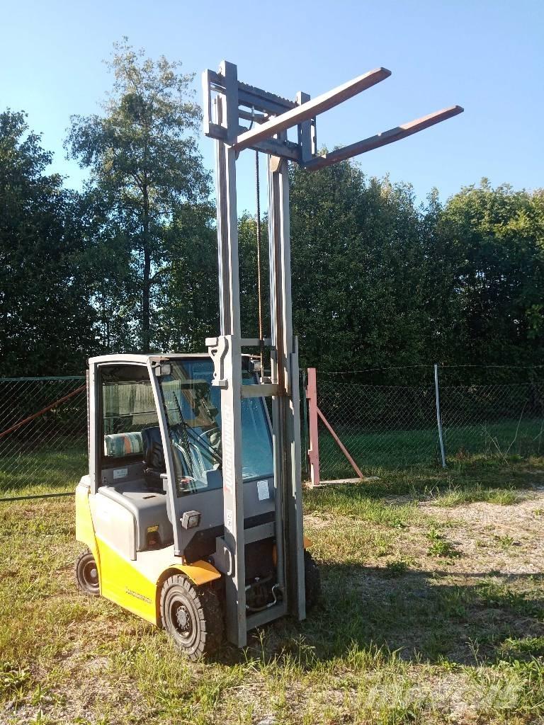 Jungheinrich TFG 320 Carretillas LPG