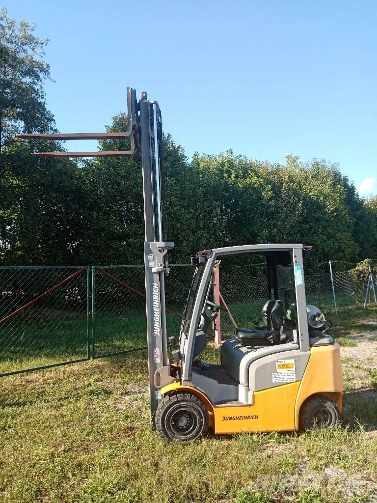 Jungheinrich TFG 320 Carretillas LPG