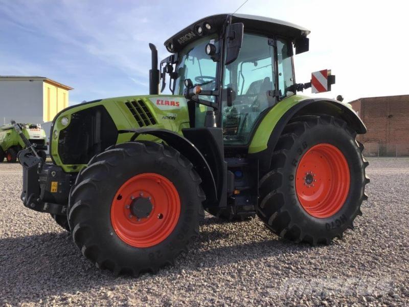 CLAAS ARION 530 Tractores
