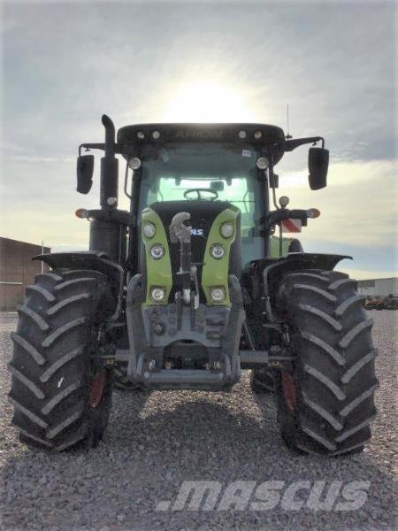 CLAAS ARION 530 Tractores