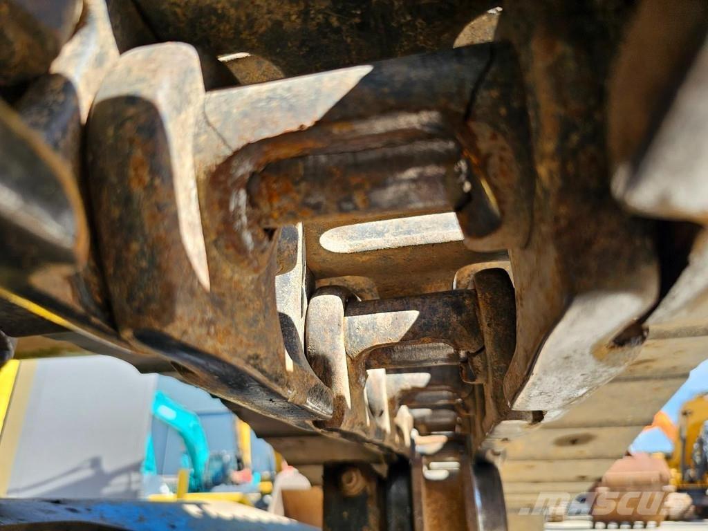 Kobelco SK210LC-9 Excavadoras de cadenas