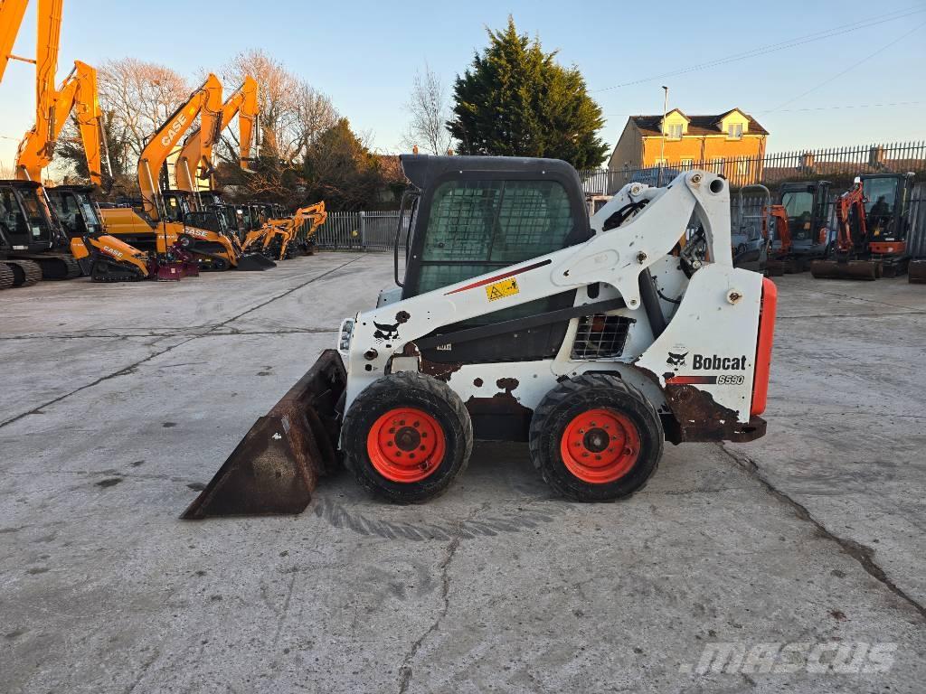 Bobcat S 590 Minicargadoras