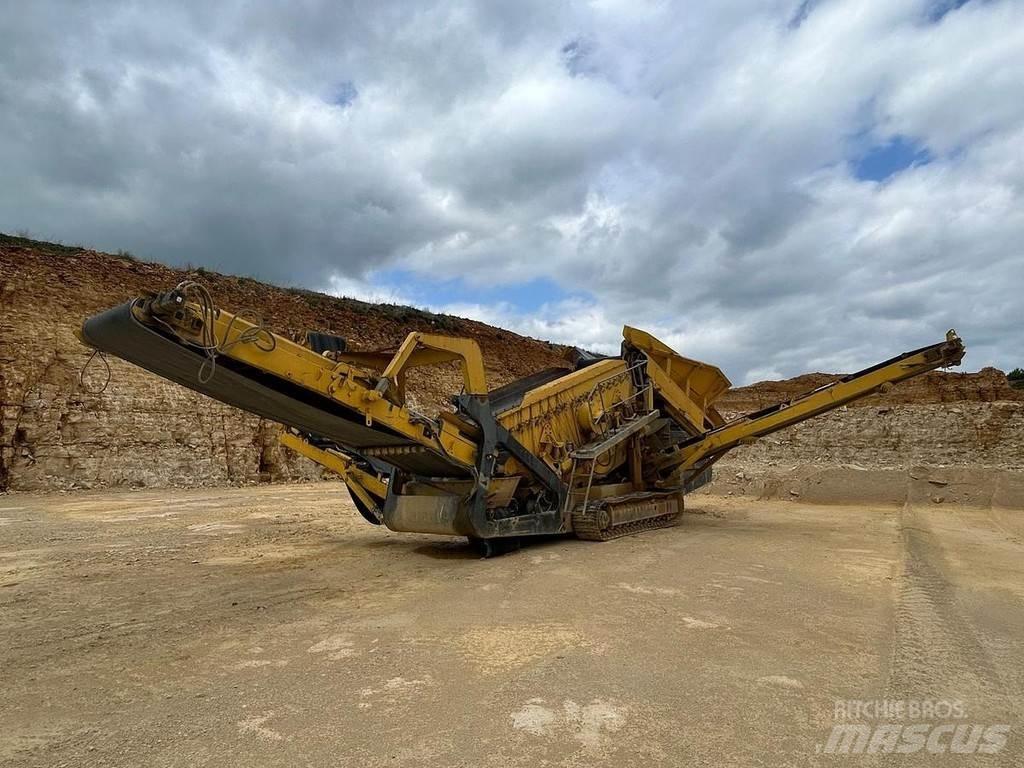 McCloskey R155 Machacadoras