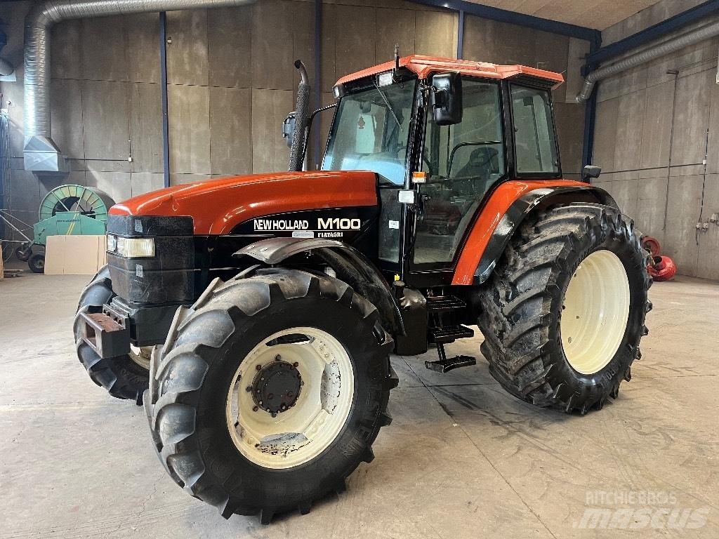 New Holland M 100 DT Tractores