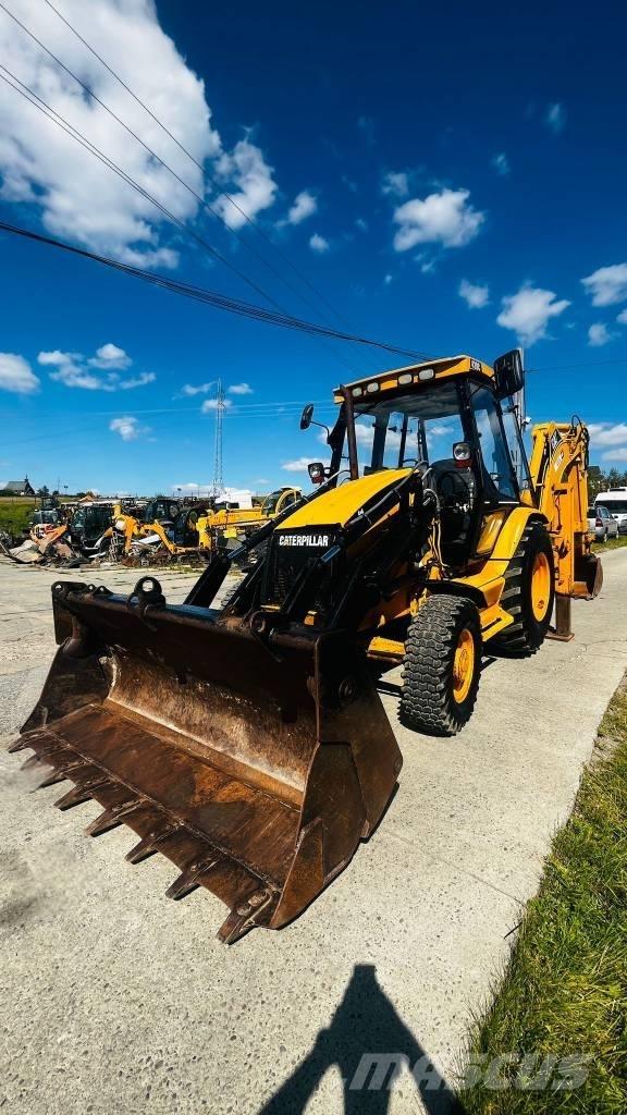CAT 428 C Retrocargadoras