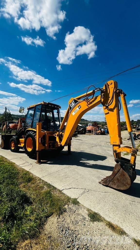 CAT 428 C Retrocargadoras