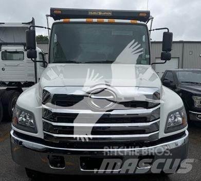 Hino L7 Camiones bañeras basculantes o volquetes