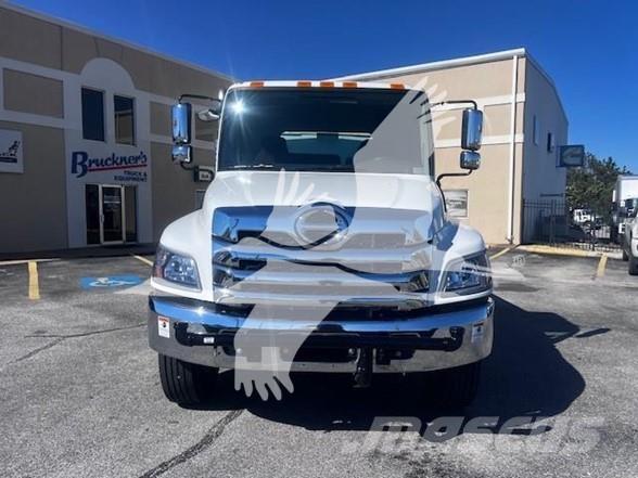 Hino L7 Camiones cisterna