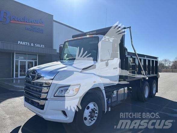 Hino XL8 Camiones bañeras basculantes o volquetes