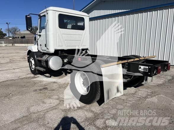 Mack MD6 Camiones chasis