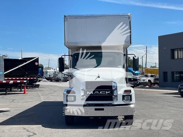 Mack MD6 Camiones caja cerrada