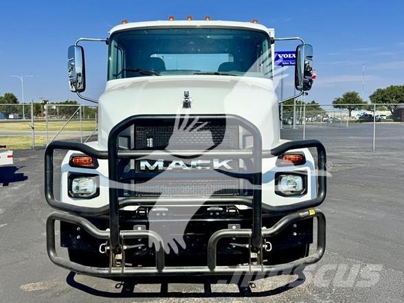 Mack MD6 Construcción - Otros