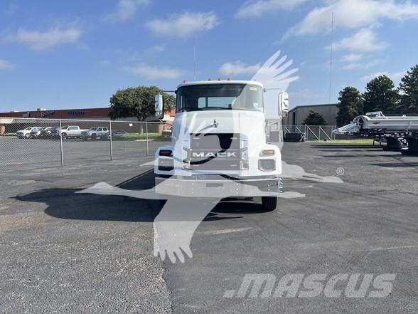 Mack MD6 Construcción - Otros