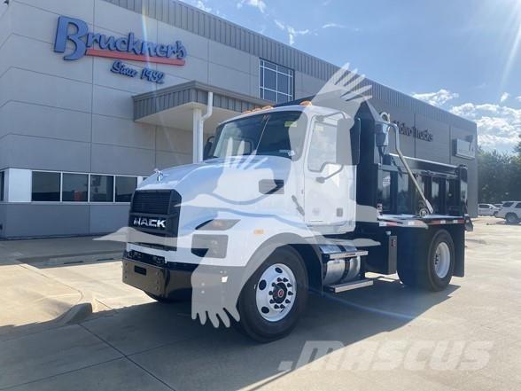 Mack MD6 Camiones bañeras basculantes o volquetes