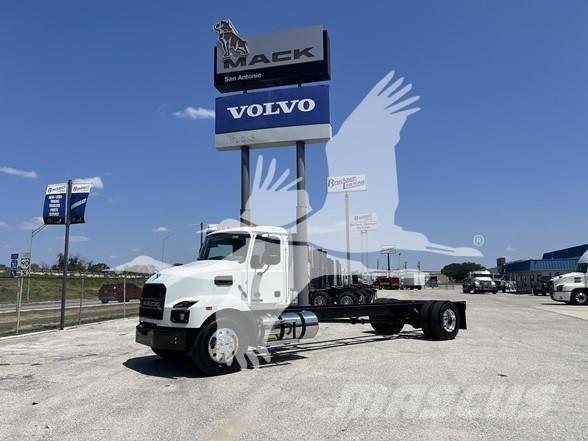 Mack MD6 Camiones chasis