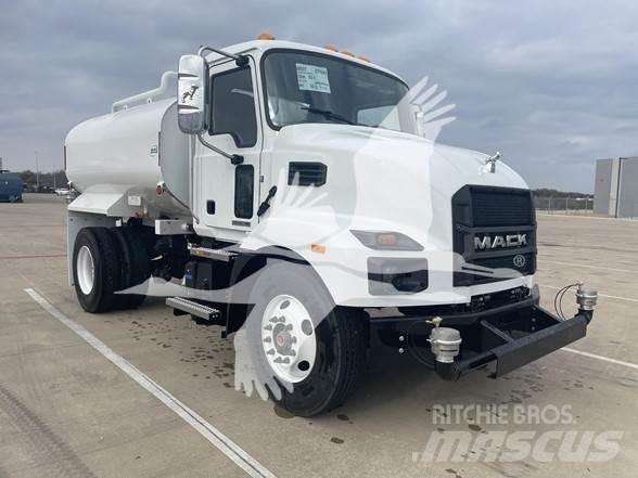 Mack MD7 Camiones cisterna