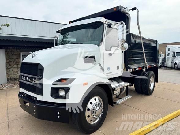 Mack MD7 Camiones bañeras basculantes o volquetes