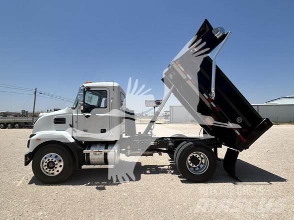 Mack MD7 Camiones bañeras basculantes o volquetes