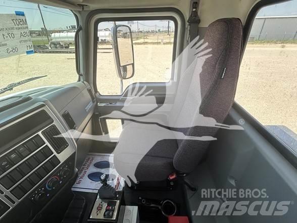 Mack MD7 Camiones bañeras basculantes o volquetes