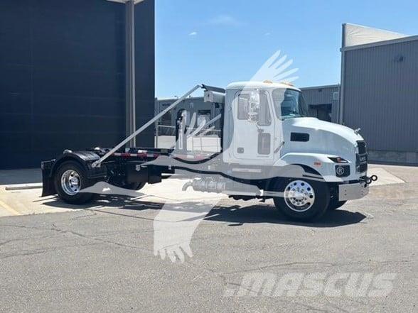 Mack MD7 Construcción - Otros