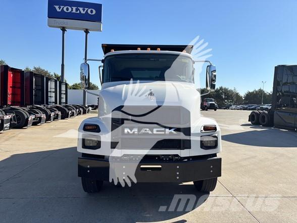 Mack MD7 Camiones bañeras basculantes o volquetes