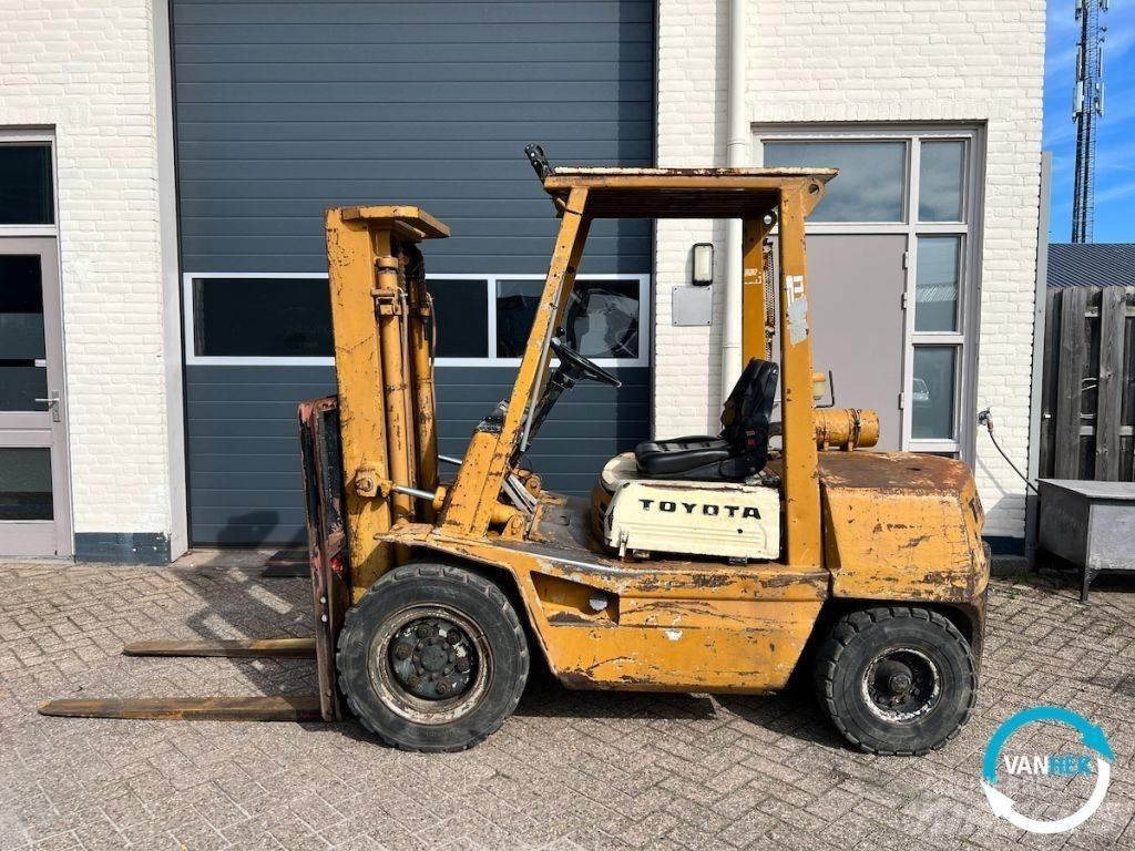 Toyota 3FD30 3FD30 Carretillas diesel