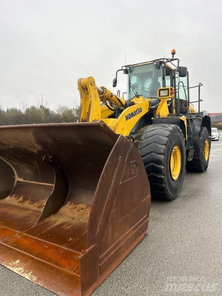 Komatsu WA 500-6 Cargadoras sobre ruedas