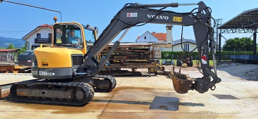 Volvo ECR88 Excavadoras 7t - 12t
