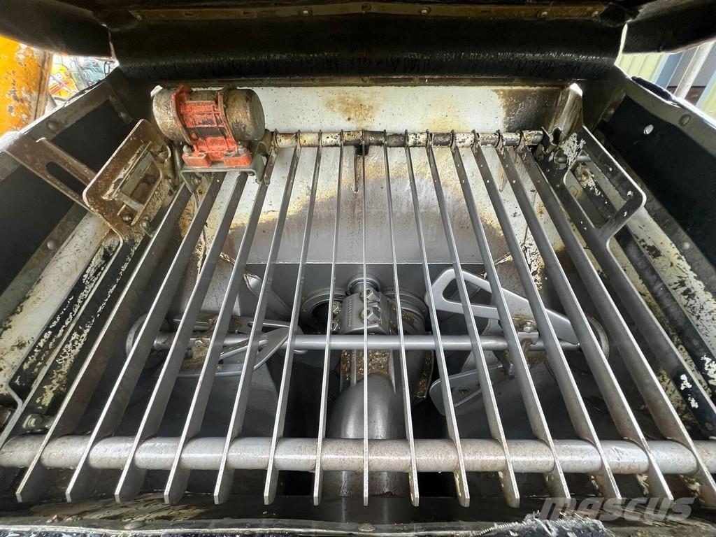 Putzmeister 36-4 Camión hormigonera