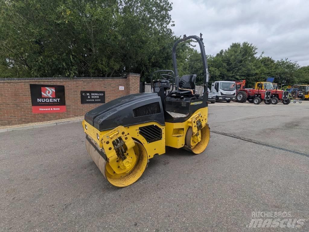 Bomag BW 120 AD-4 Rodillos de doble tambor