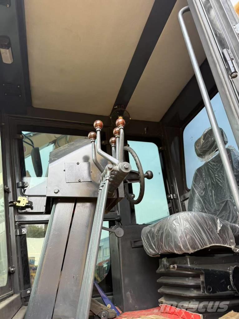 CAT 140 K Motoniveladoras