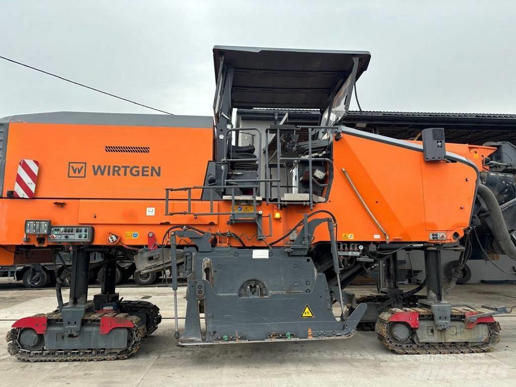Wirtgen W 210i Máquinas moledoras de asfalto en frío