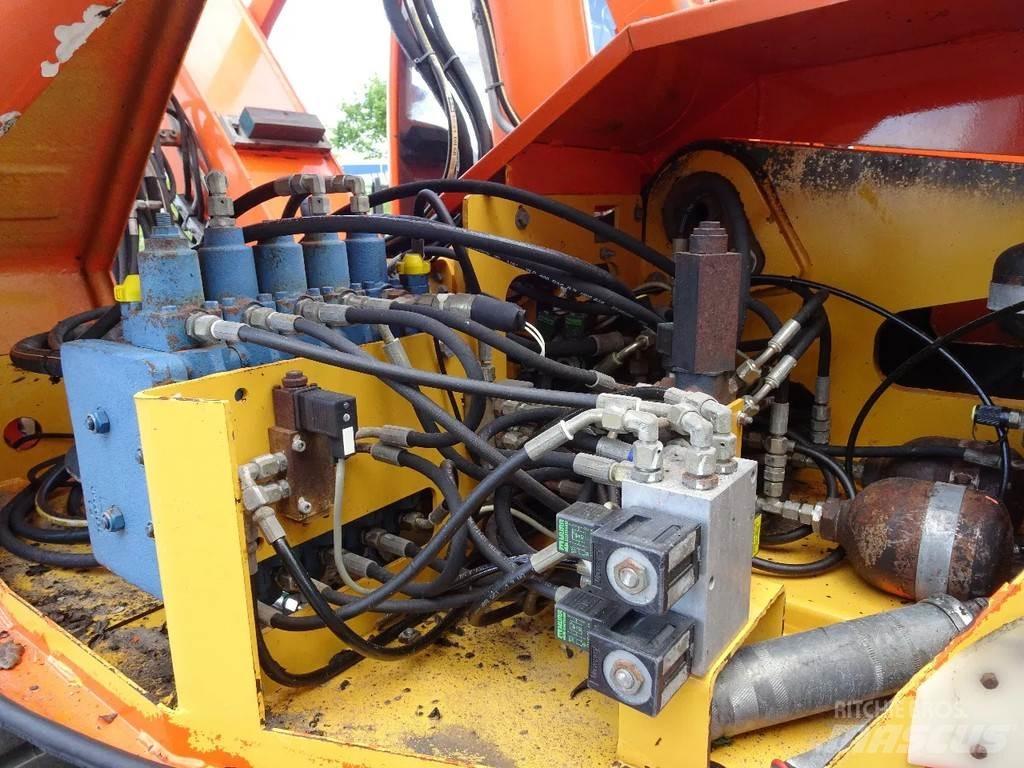 Mecalac 12MXT Excavadoras de ruedas