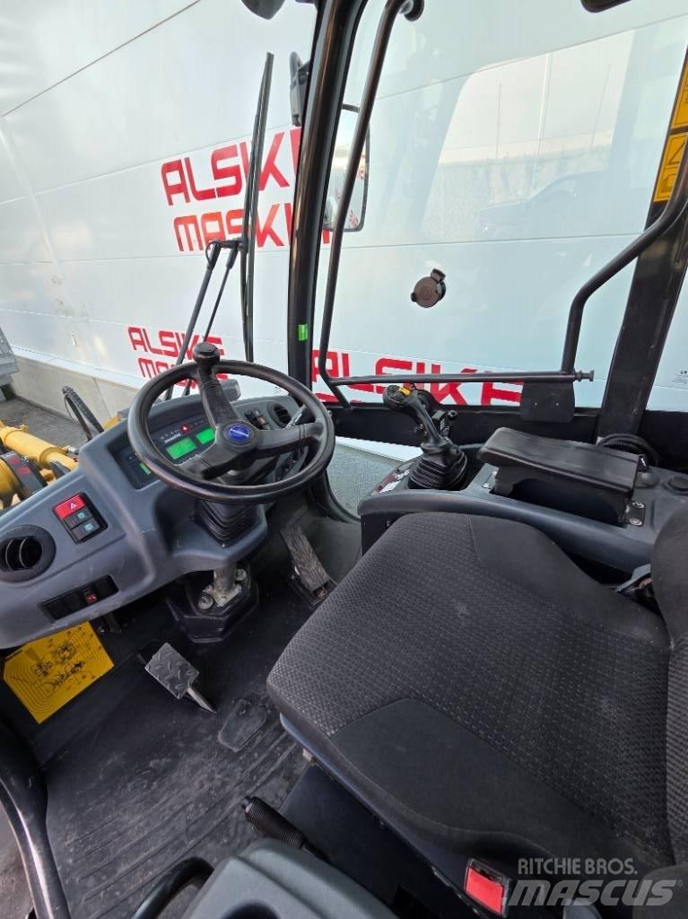 Komatsu WA 80 M Cargadoras sobre ruedas
