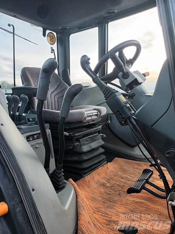 Valtra N 141 Hitech Tractores