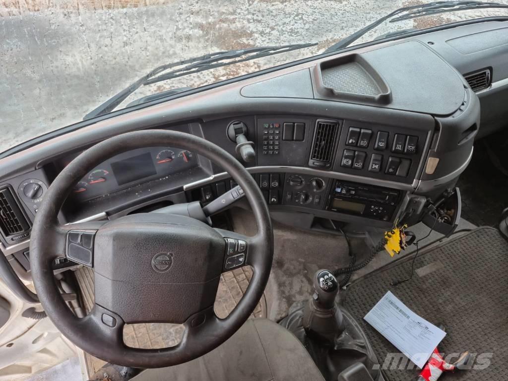 Volvo FH 12 500 Camiones de transporte de maquinaria forestal