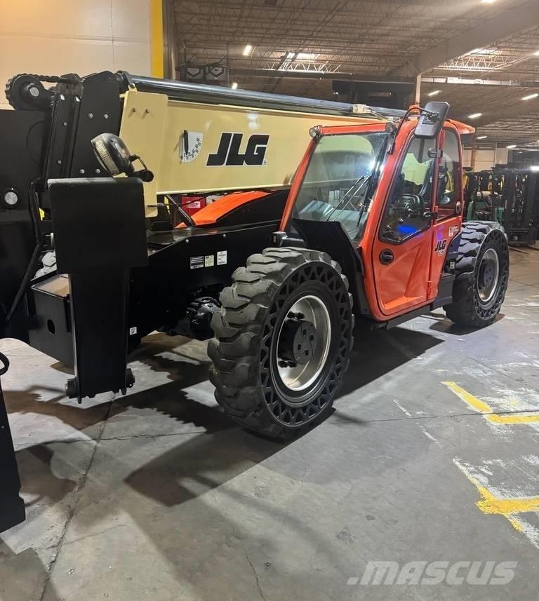 JLG 1255 Carretillas telescópicas