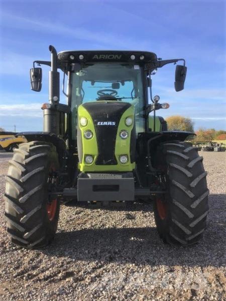CLAAS ARION 530 Tractores
